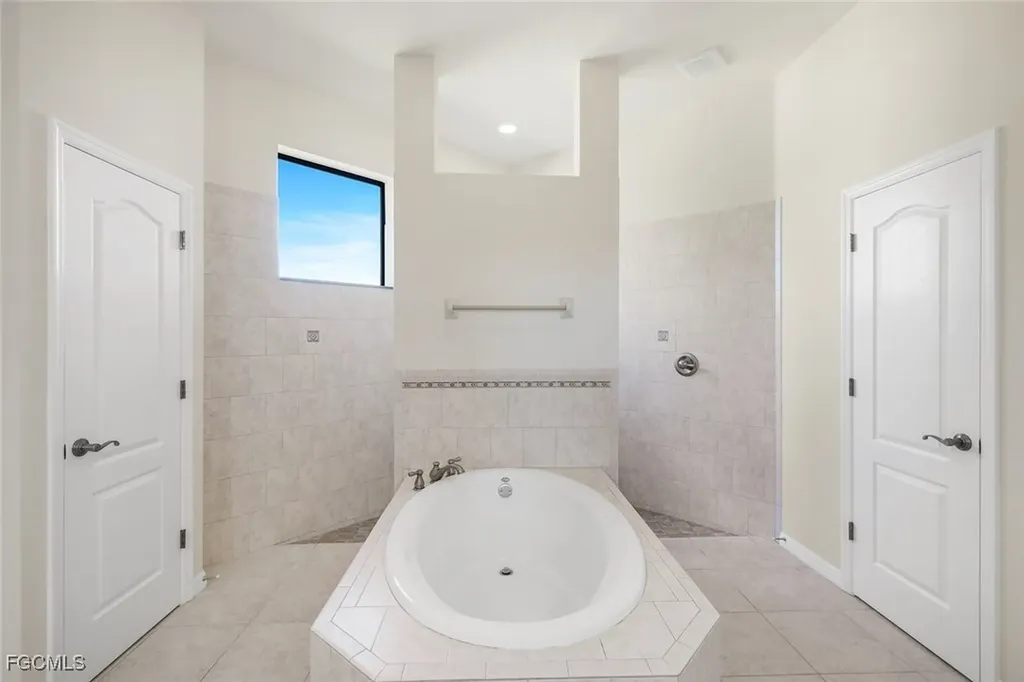 2832 SW 17th Avenue Cape Coral FL 33914