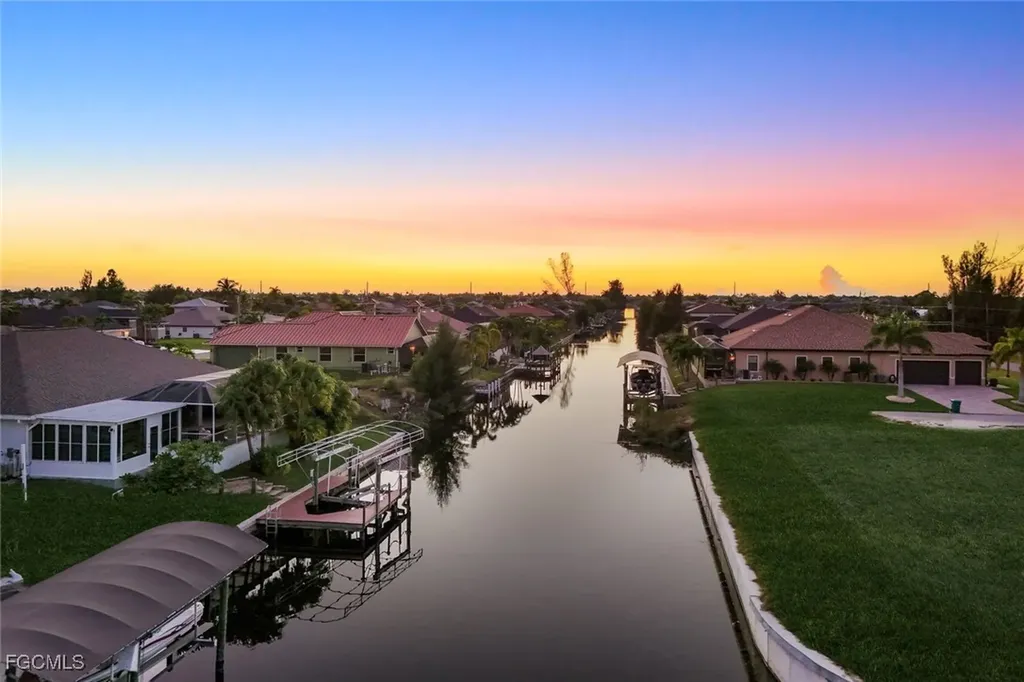 2832 SW 17th Avenue Cape Coral FL 33914