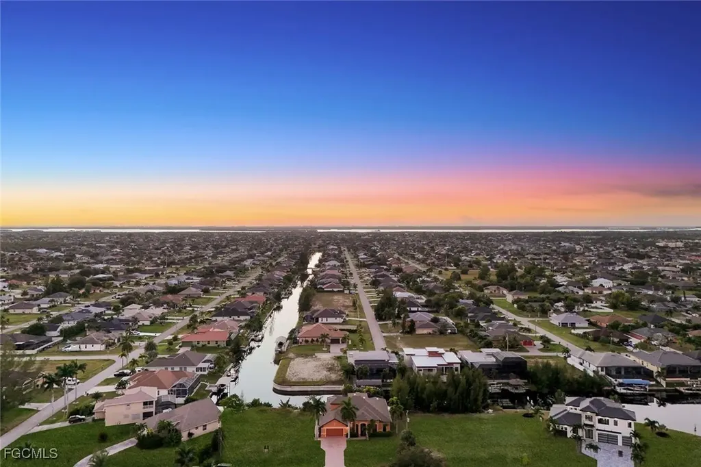 2832 SW 17th Avenue Cape Coral FL 33914