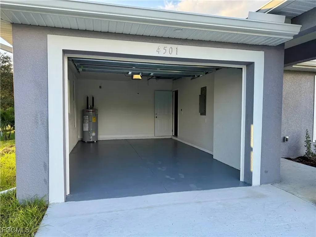 701-703 Gordon Avenue S Lehigh Acres FL 33973
