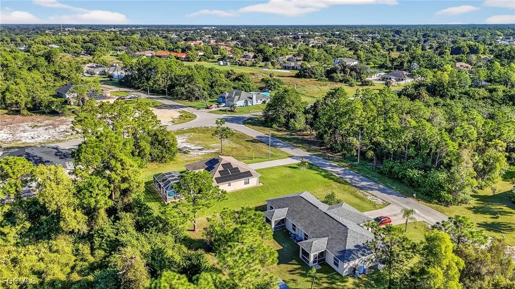 710/712 Creuset Avenue S Lehigh Acres FL 33974