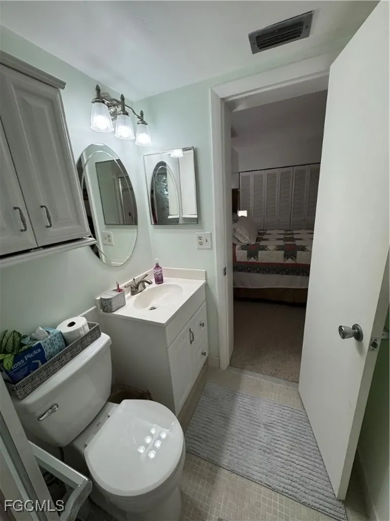 8101 11th N Street N St. Petersburg FL 33702