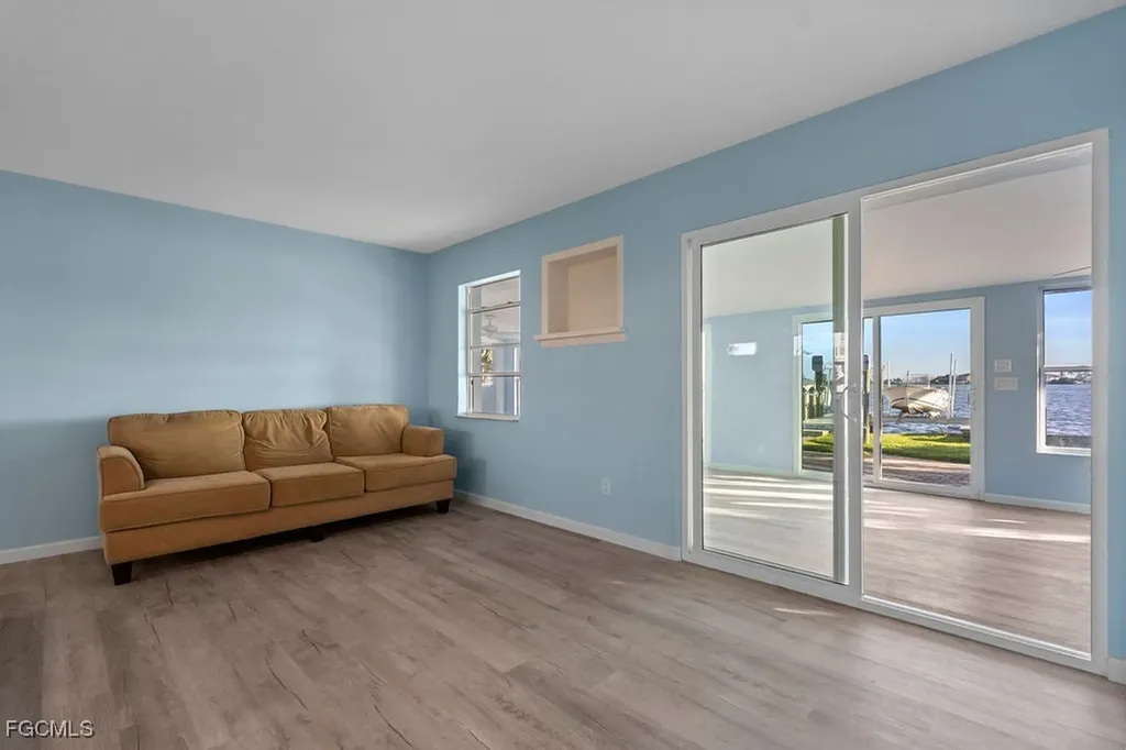 2504 Bayshore Drive Matlacha FL 33993