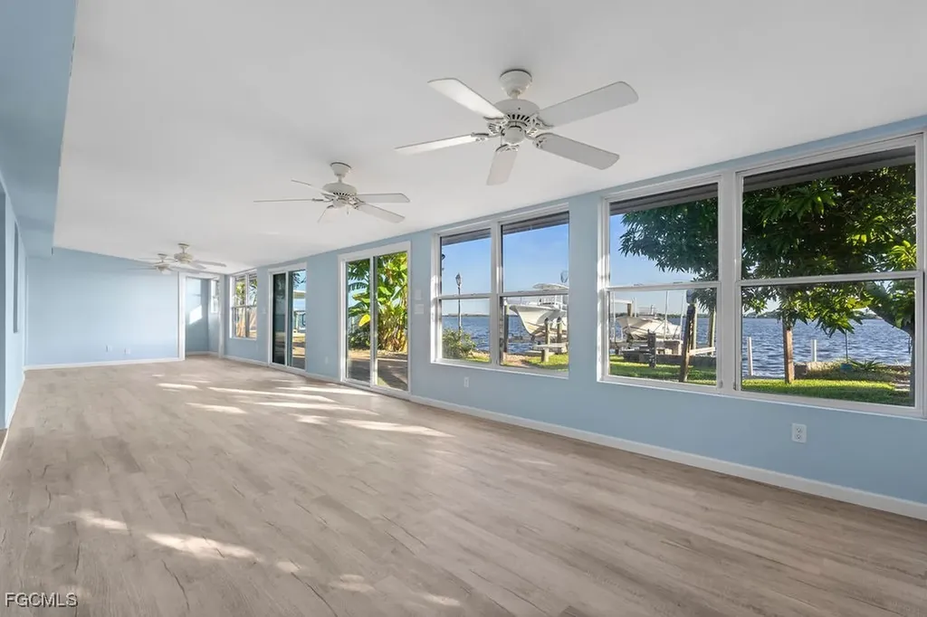 2504 Bayshore Drive Matlacha FL 33993