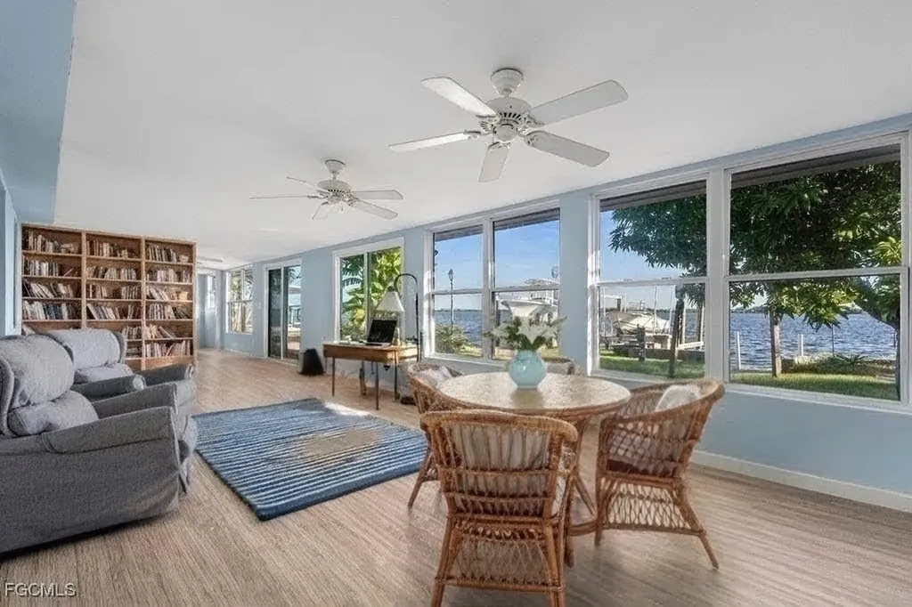 2504 Bayshore Drive Matlacha FL 33993