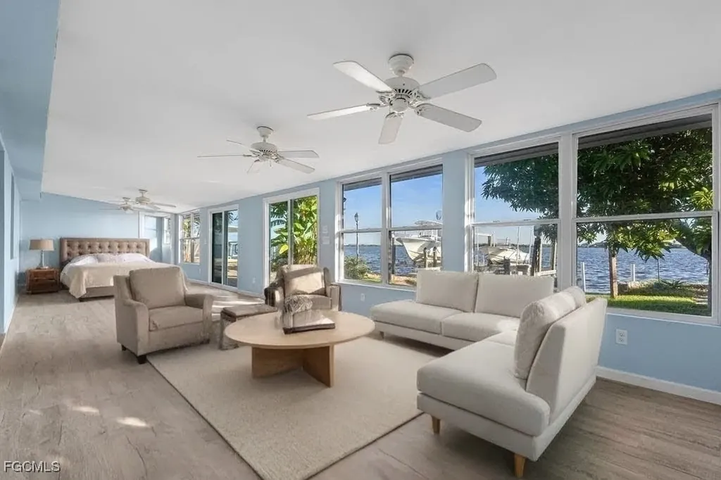 2504 Bayshore Drive Matlacha FL 33993
