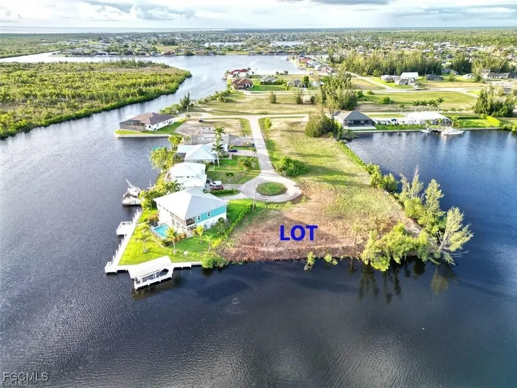 2302 NW 44th Place Cape Coral FL 33993