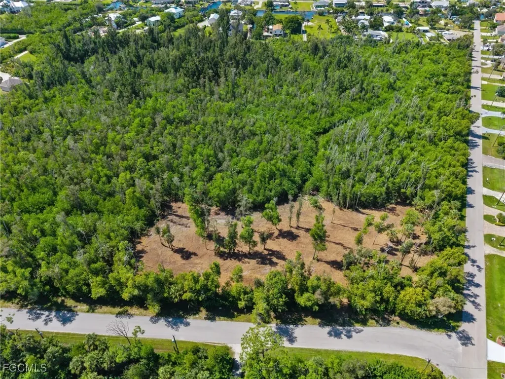 5755 Park Road Fort Myers FL 33908