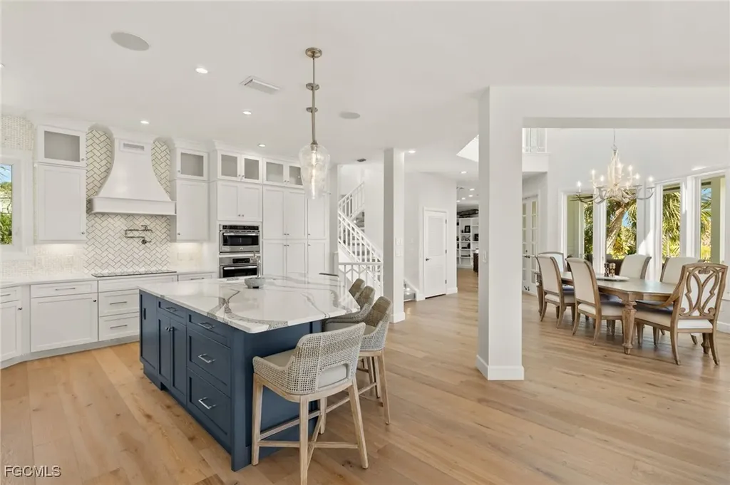 1490 Angel Drive Sanibel FL 33957