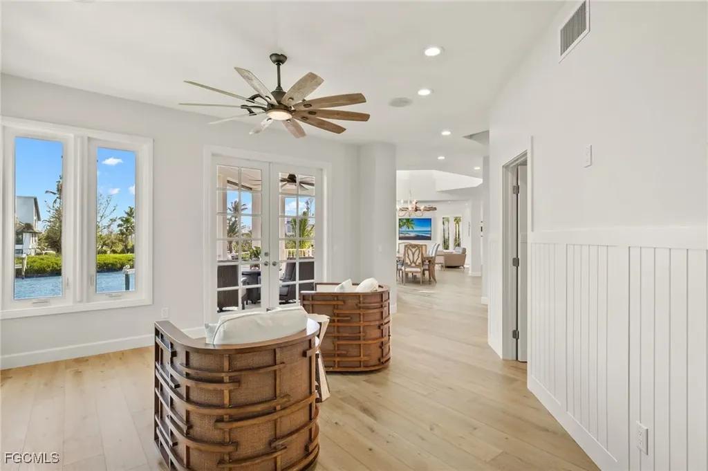 1490 Angel Drive Sanibel FL 33957
