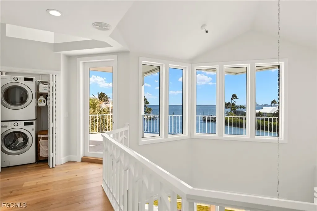 1490 Angel Drive Sanibel FL 33957