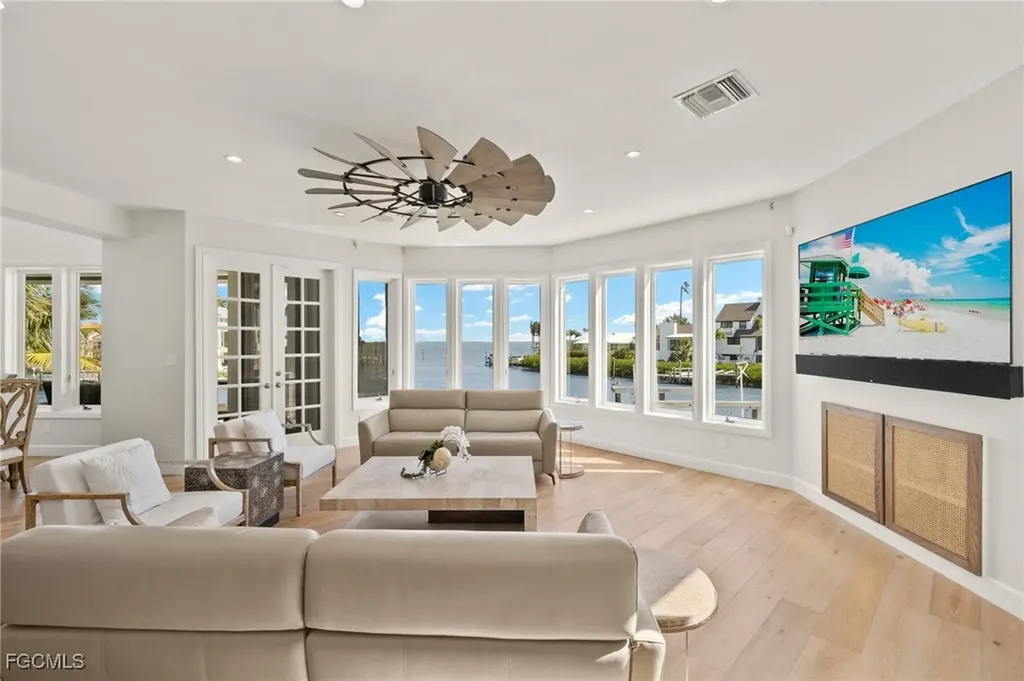 1490 Angel Drive Sanibel FL 33957