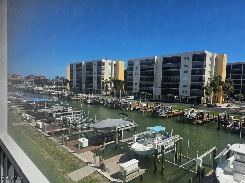 Fort Myers Beach FL, 4521 Bay Beach Lane, Unit 222