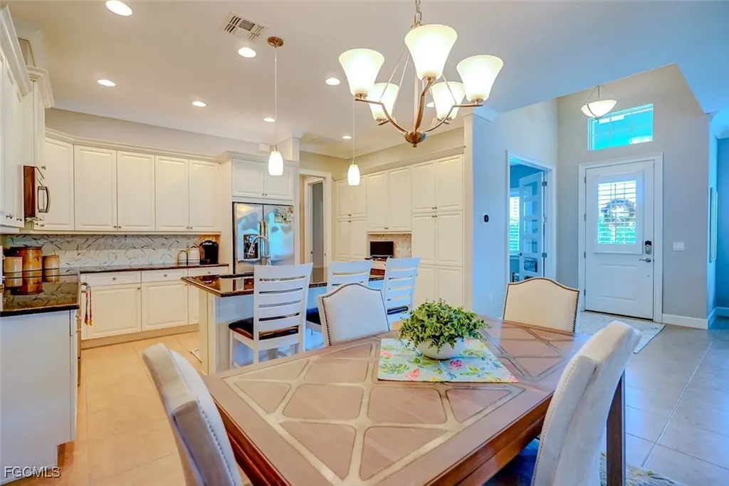 7202 Dominica Drive Naples FL 34113