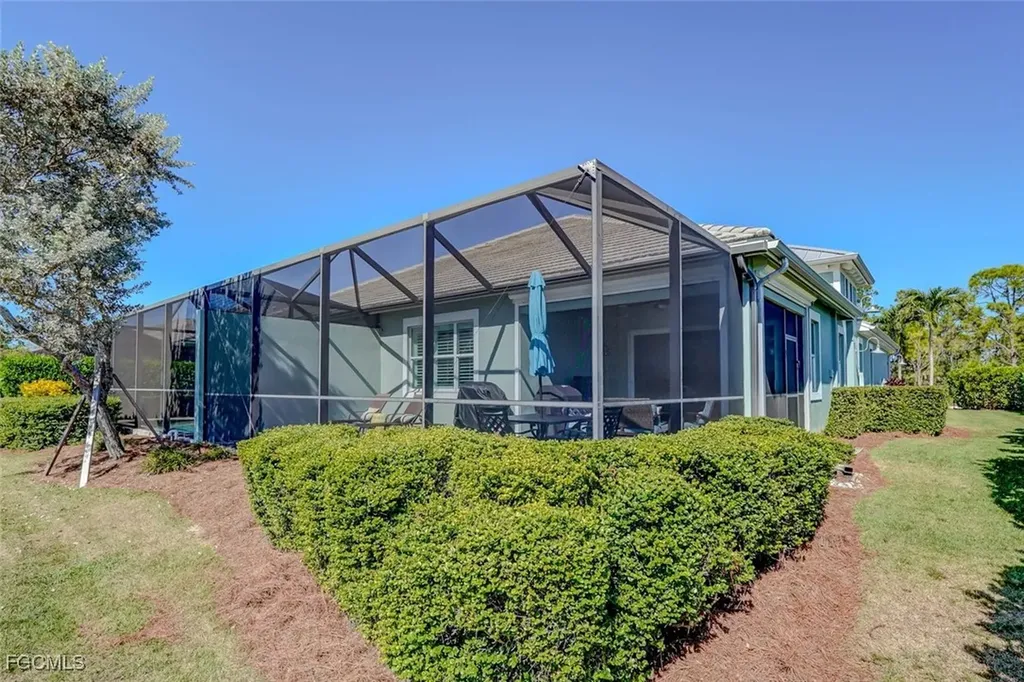 7202 Dominica Drive Naples FL 34113