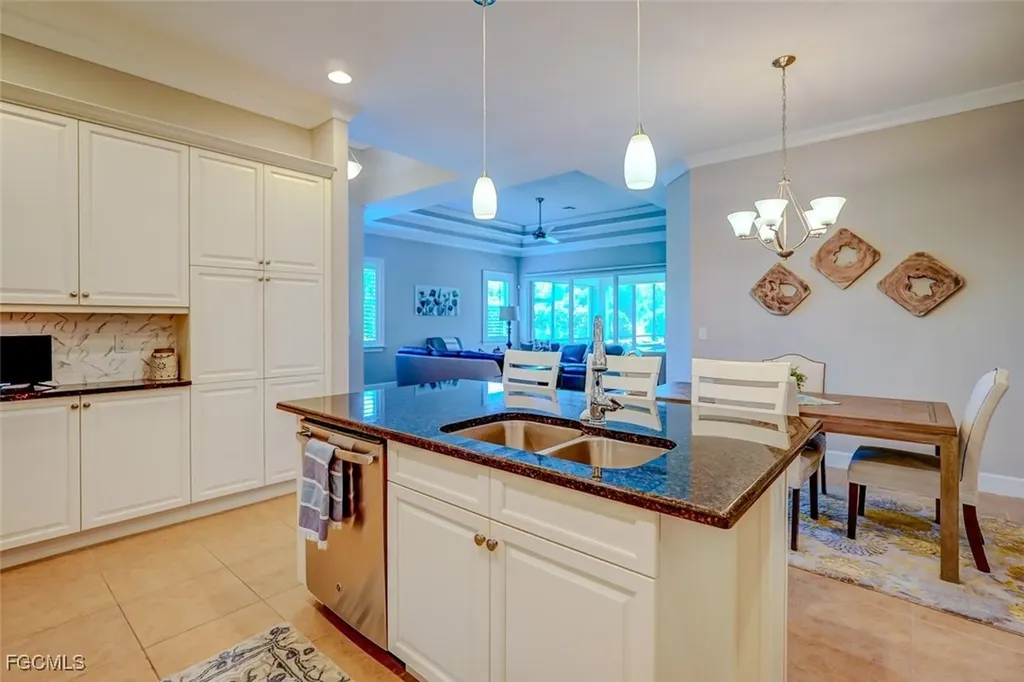 7202 Dominica Drive Naples FL 34113