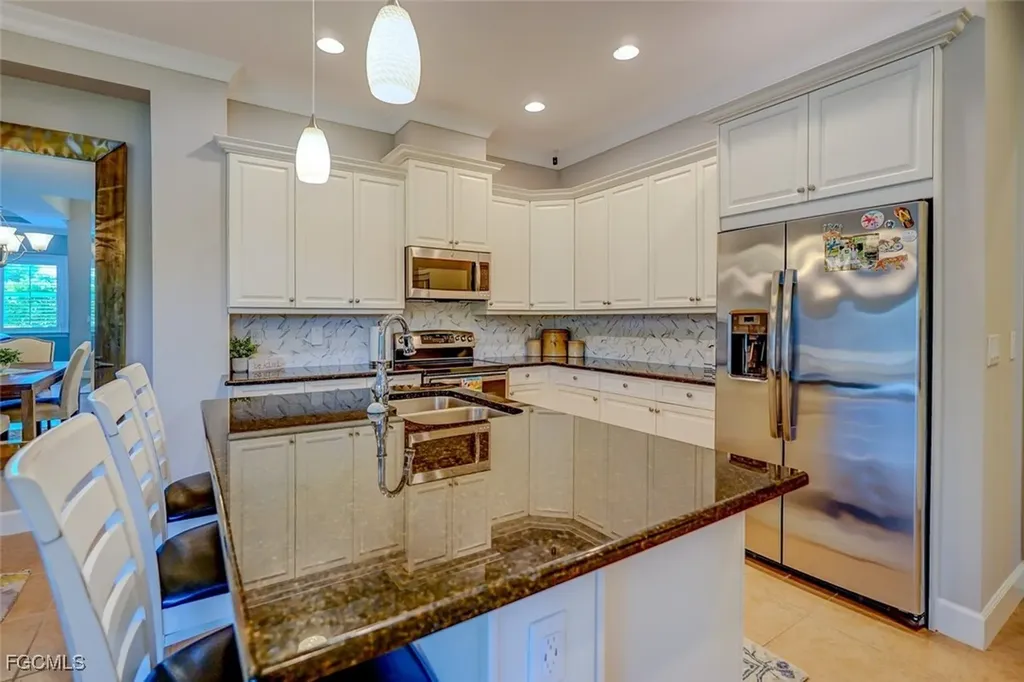 7202 Dominica Drive Naples FL 34113