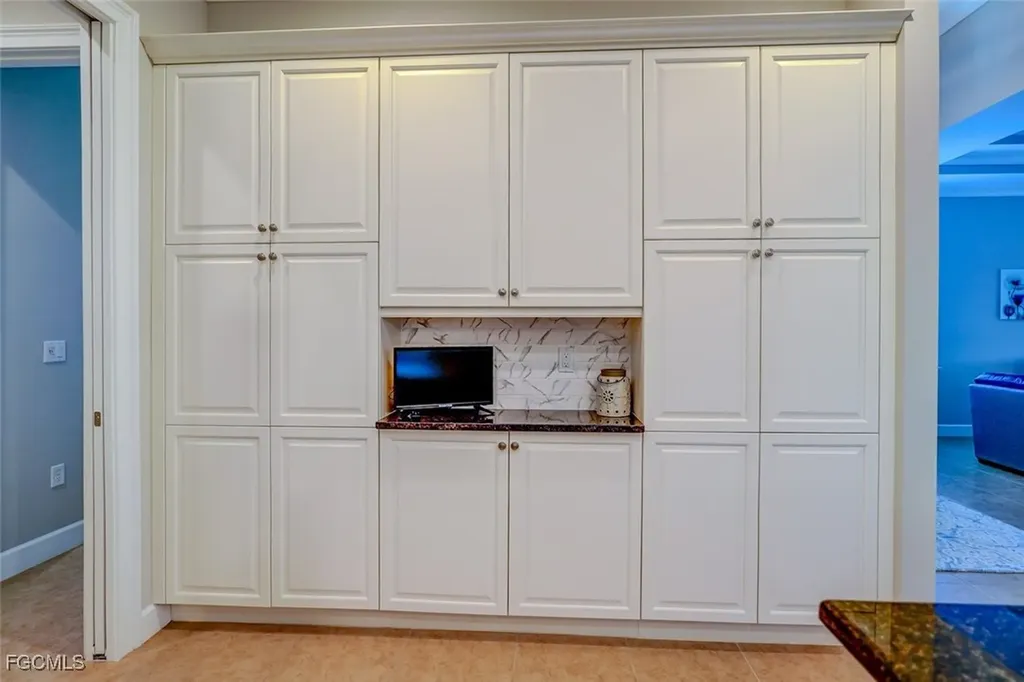 7202 Dominica Drive Naples FL 34113