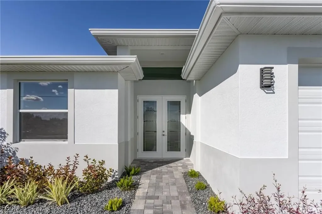 2601 Diplomat Parkway W Cape Coral FL 33993