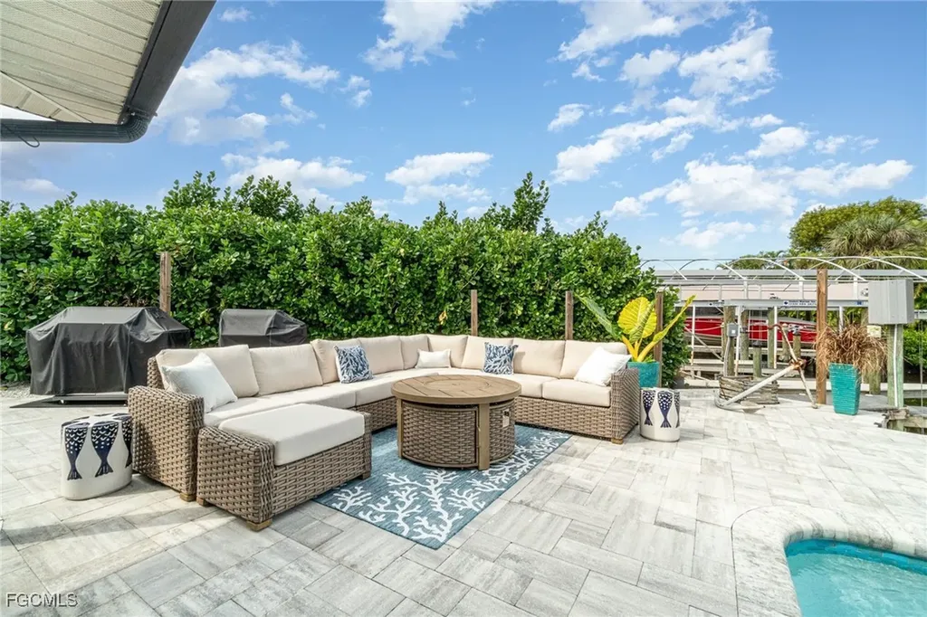 15514 Copra Lane Fort Myers FL 33908