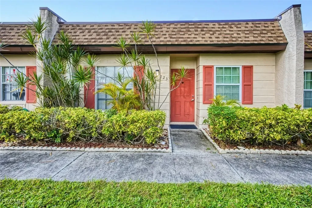 6300 S Pointe Boulevard Fort Myers FL 33919