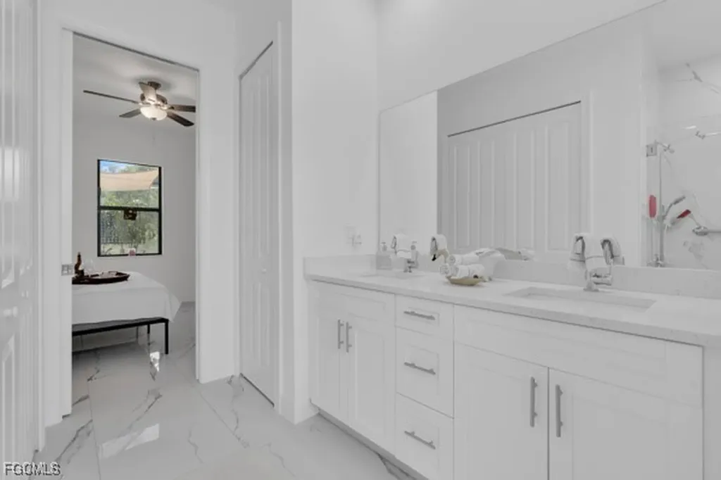 4006 E 2nd Street Lehigh Acres FL 33936