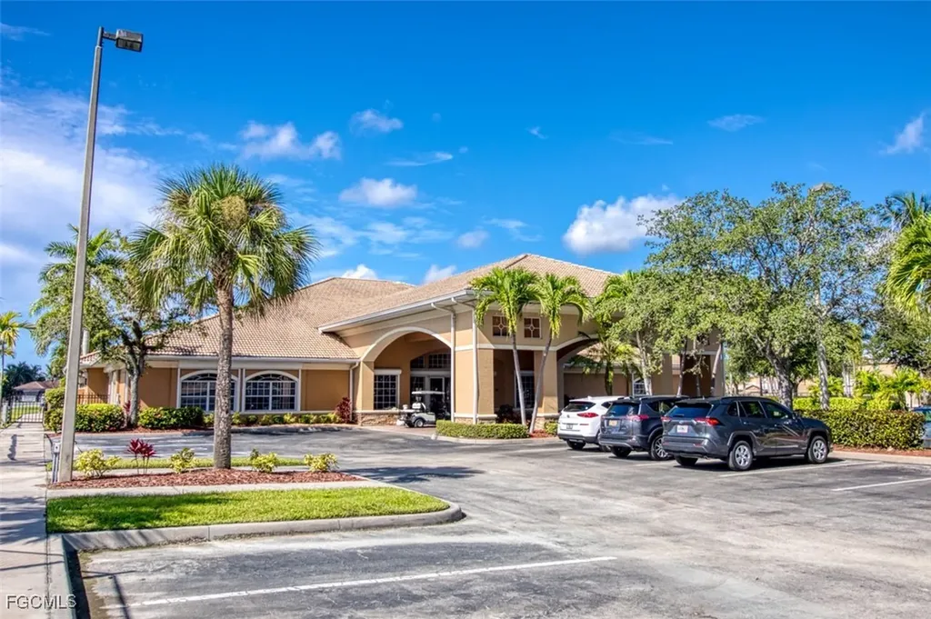 13616 Gulf Breeze Street Fort Myers FL 33907