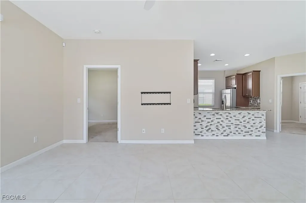 2173 Summersweet Drive Alva FL 33920