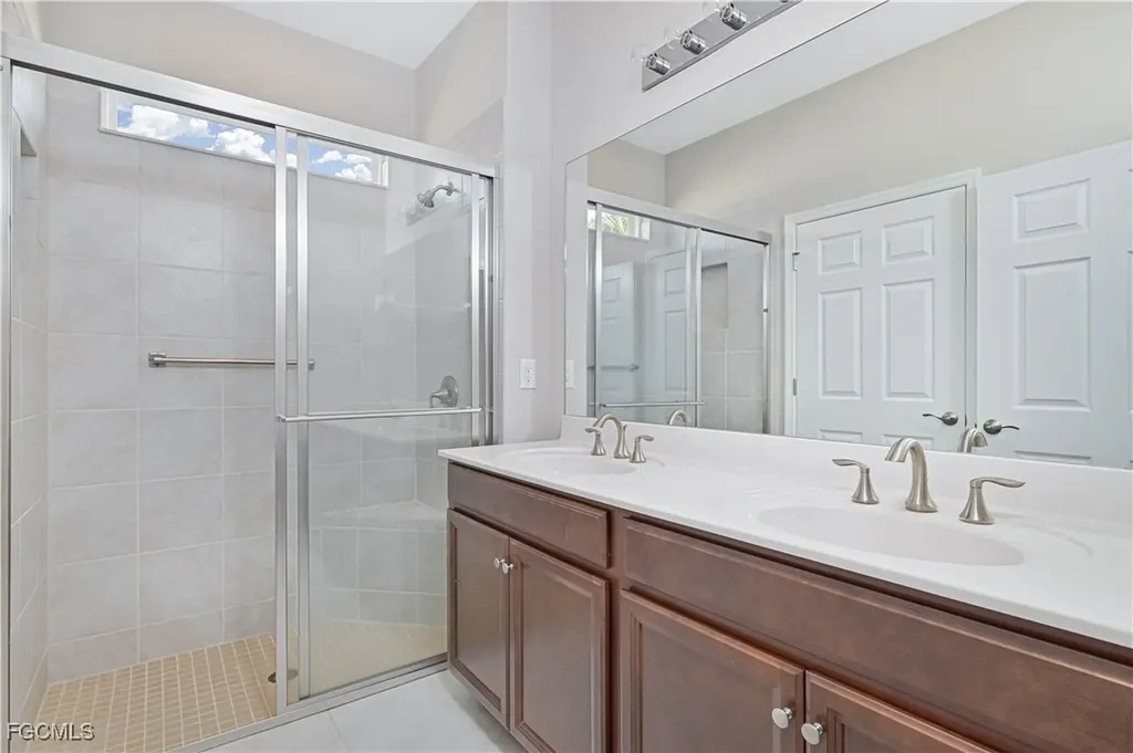 2173 Summersweet Drive Alva FL 33920