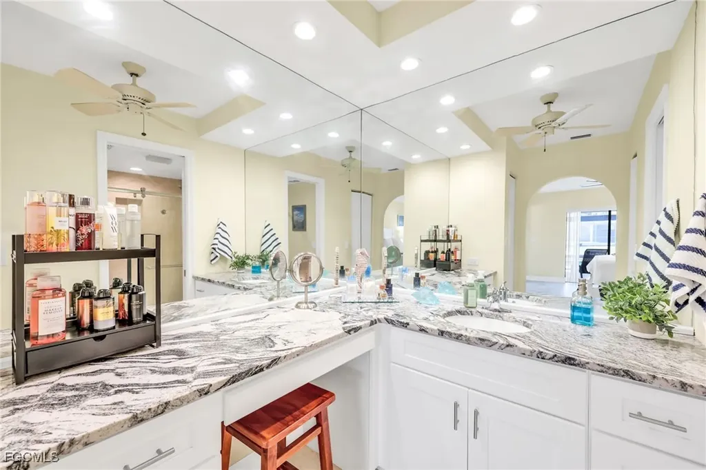 5032 Skyline Boulevard Cape Coral FL 33914