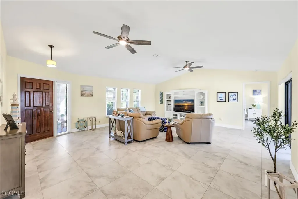 5032 Skyline Boulevard Cape Coral FL 33914