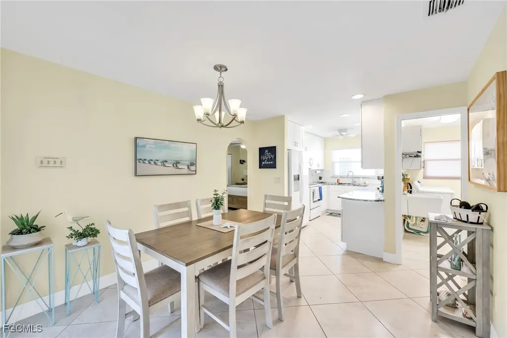 5032 Skyline Boulevard Cape Coral FL 33914