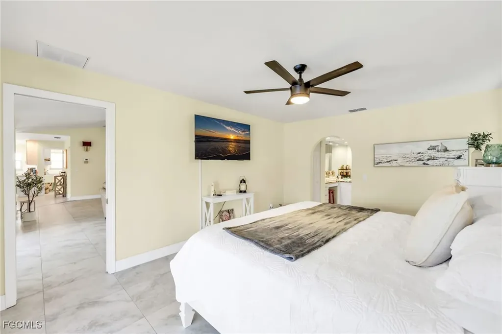 5032 Skyline Boulevard Cape Coral FL 33914