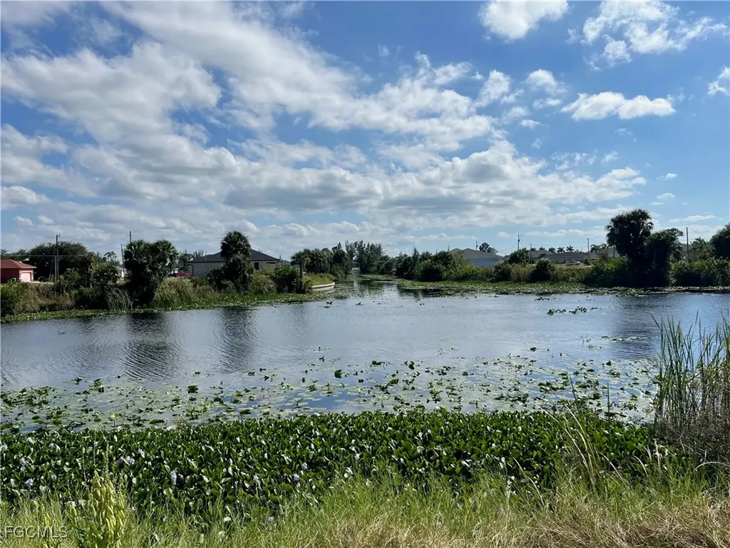 1126 NE 39th Street Cape Coral FL 33909