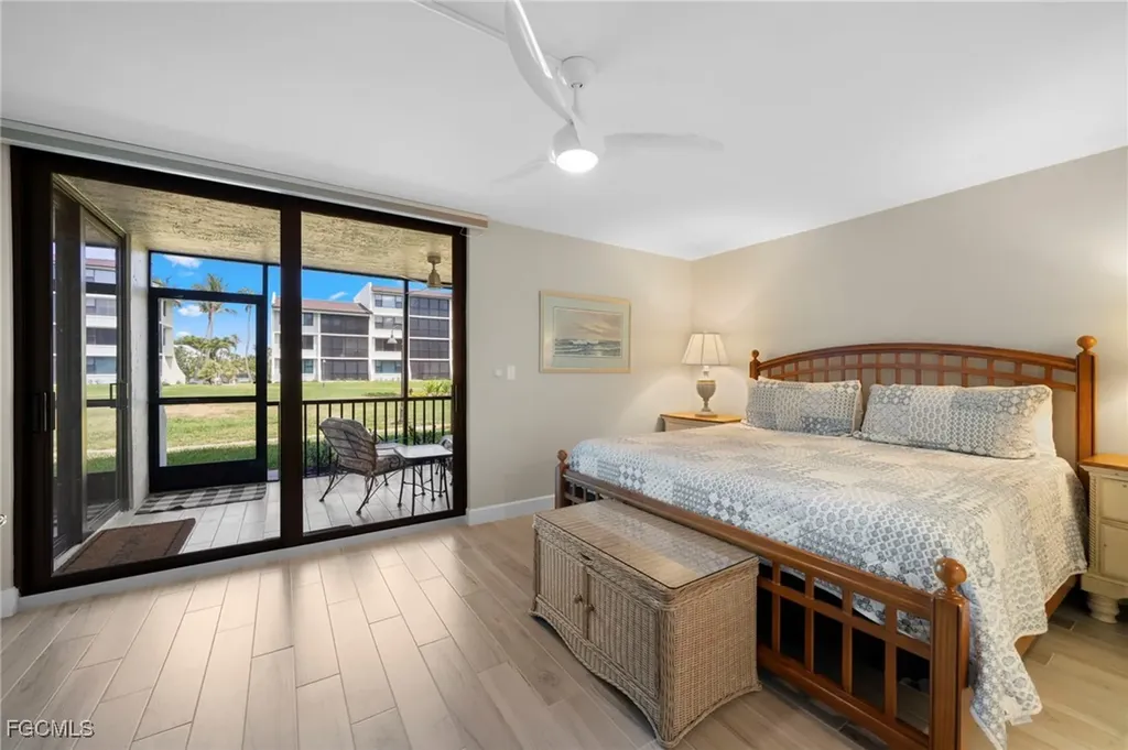 979 E Gulf Drive Sanibel FL 33957