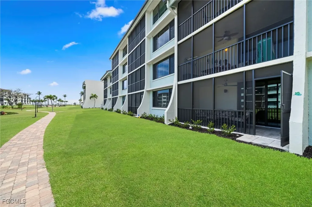 979 E Gulf Drive Sanibel FL 33957