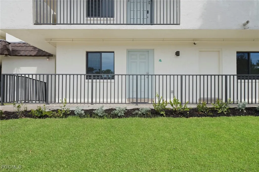 979 E Gulf Drive Sanibel FL 33957