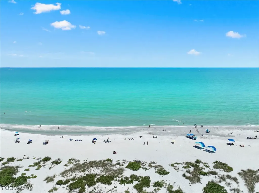 979 E Gulf Drive Sanibel FL 33957