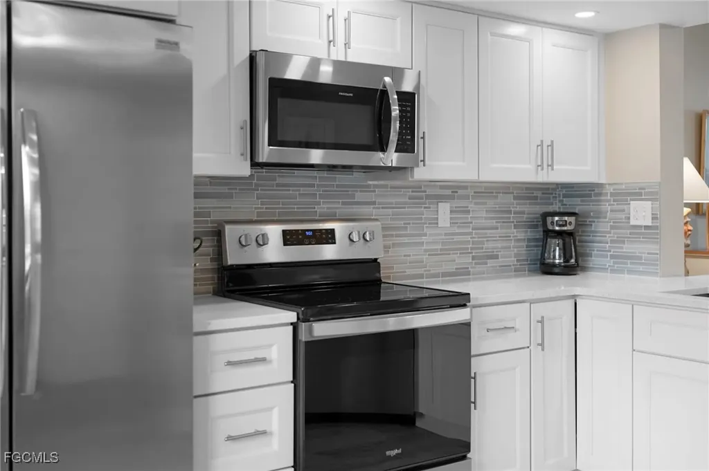 979 E Gulf Drive Sanibel FL 33957