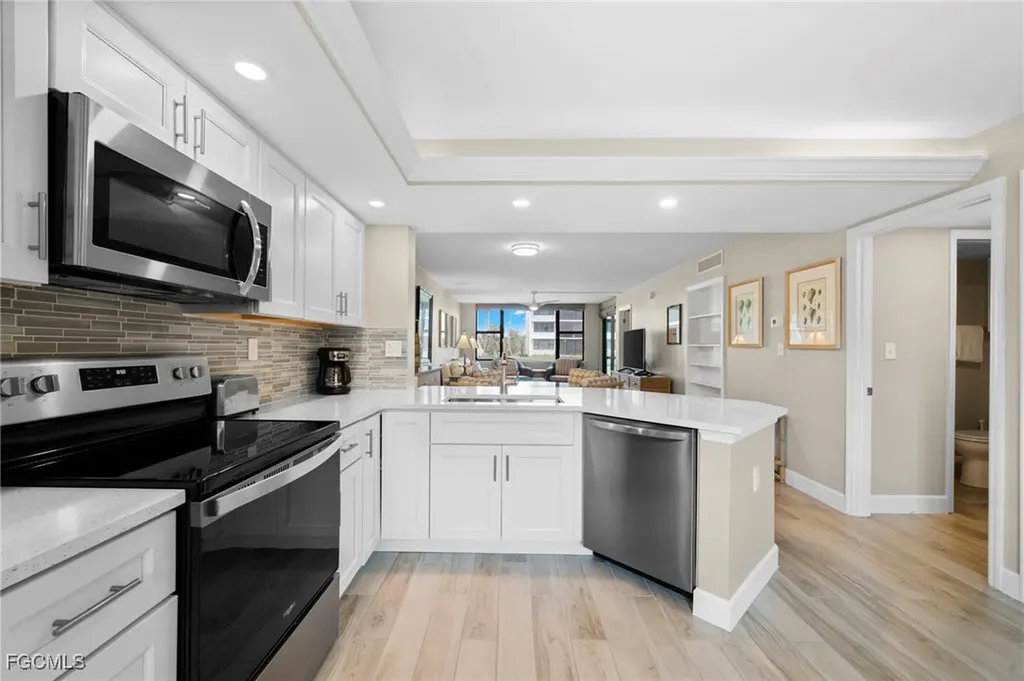 979 E Gulf Drive Sanibel FL 33957