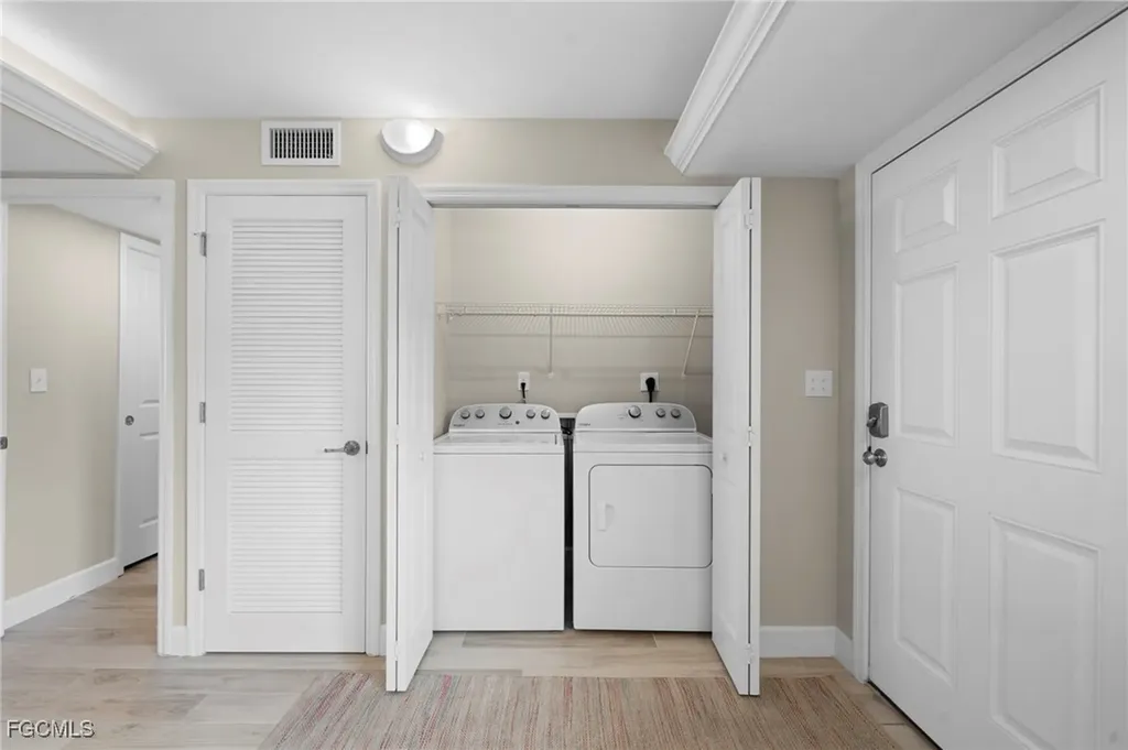 979 E Gulf Drive Sanibel FL 33957