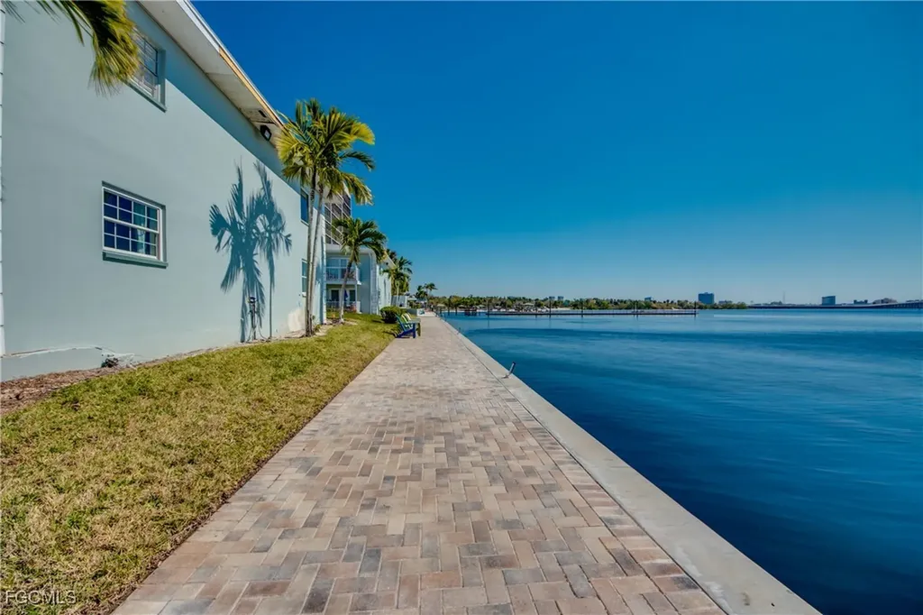 3324 N Key Drive North Fort Myers FL 33903