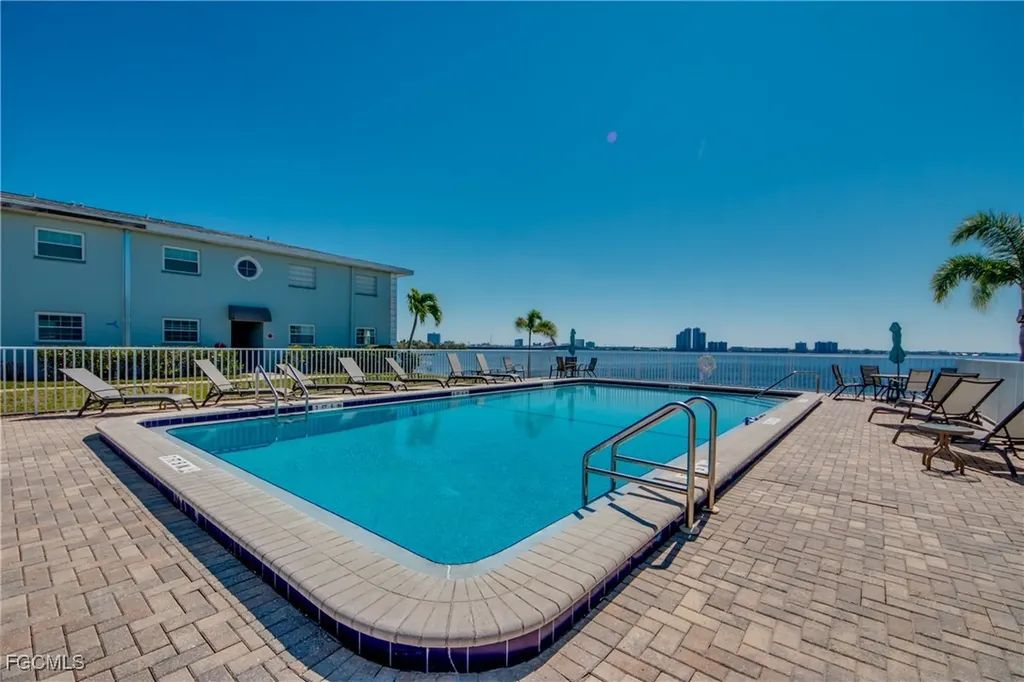 3324 N Key Drive North Fort Myers FL 33903