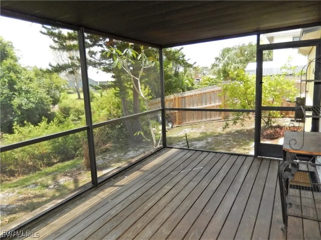 8181 Lake San Carlos Circle Fort Myers FL 33967