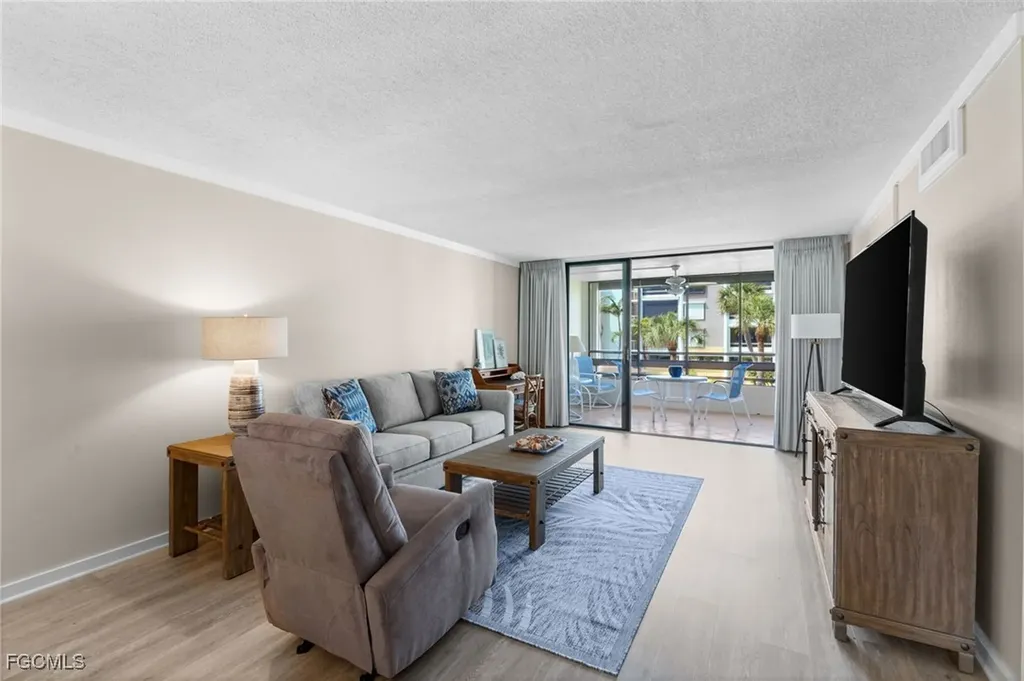 2777 W Gulf Drive Sanibel FL 33957