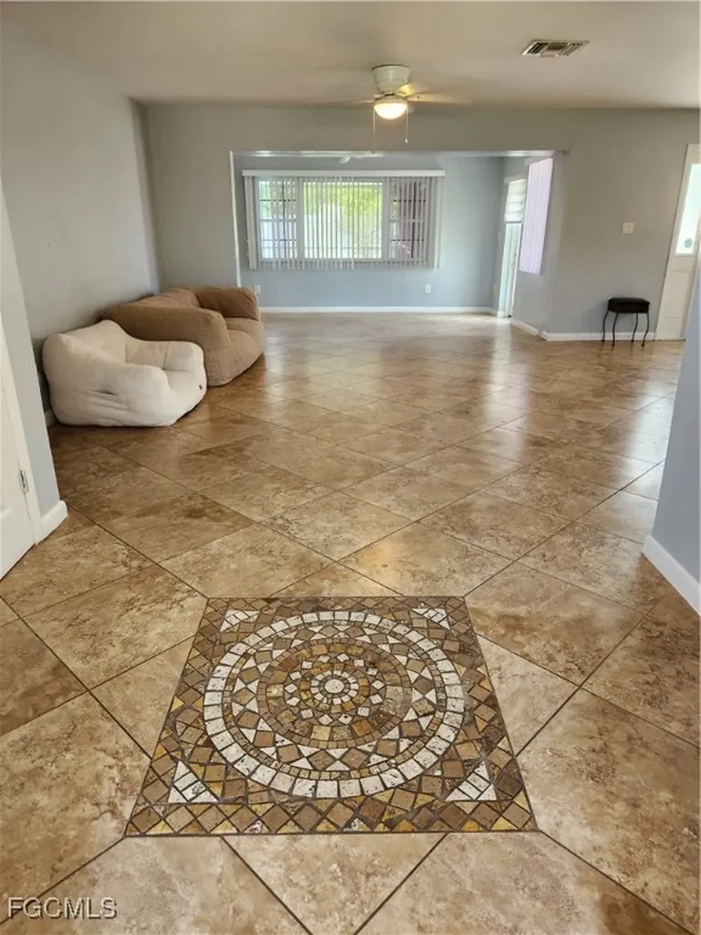 207 SE 47th Terrace Cape Coral FL 33904