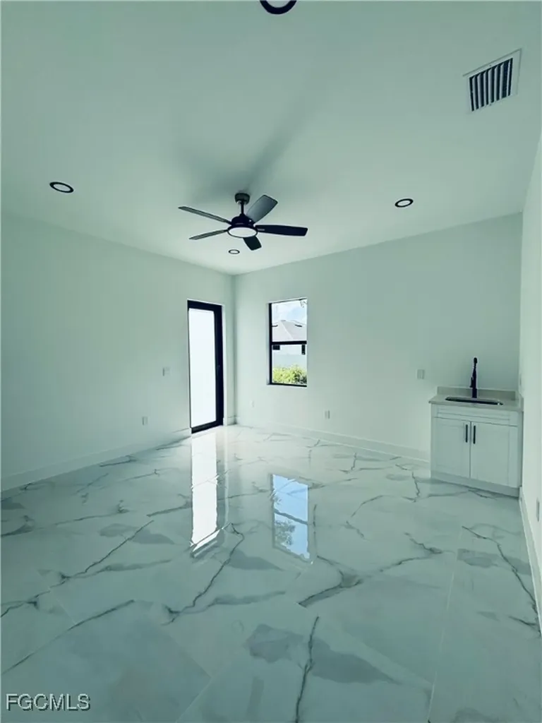 582 Eisenhower Boulevard Lehigh Acres FL 33974