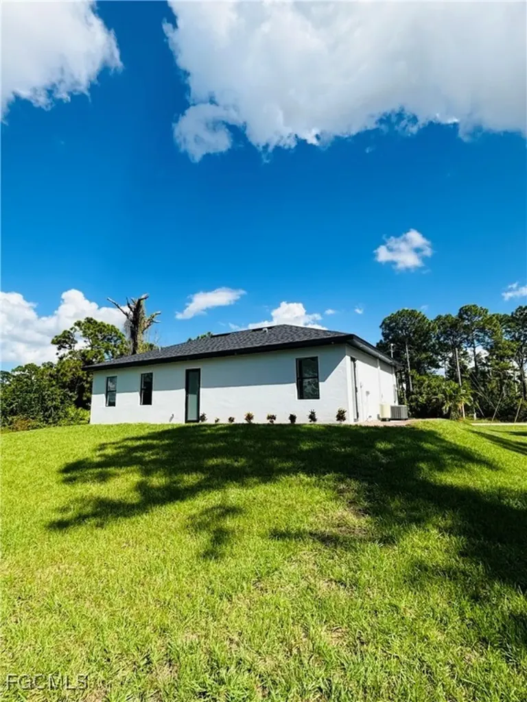 582 Eisenhower Boulevard Lehigh Acres FL 33974