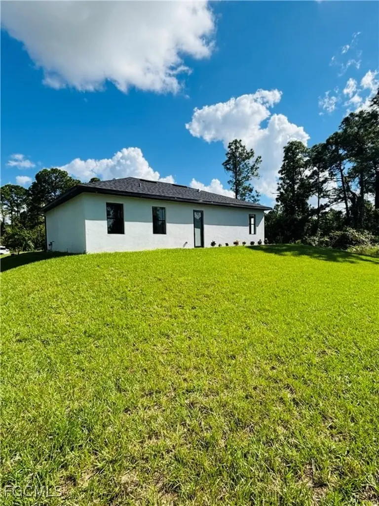 582 Eisenhower Boulevard Lehigh Acres FL 33974