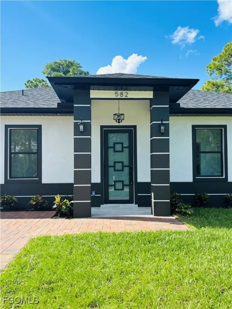 582 Eisenhower Boulevard Lehigh Acres FL 33974